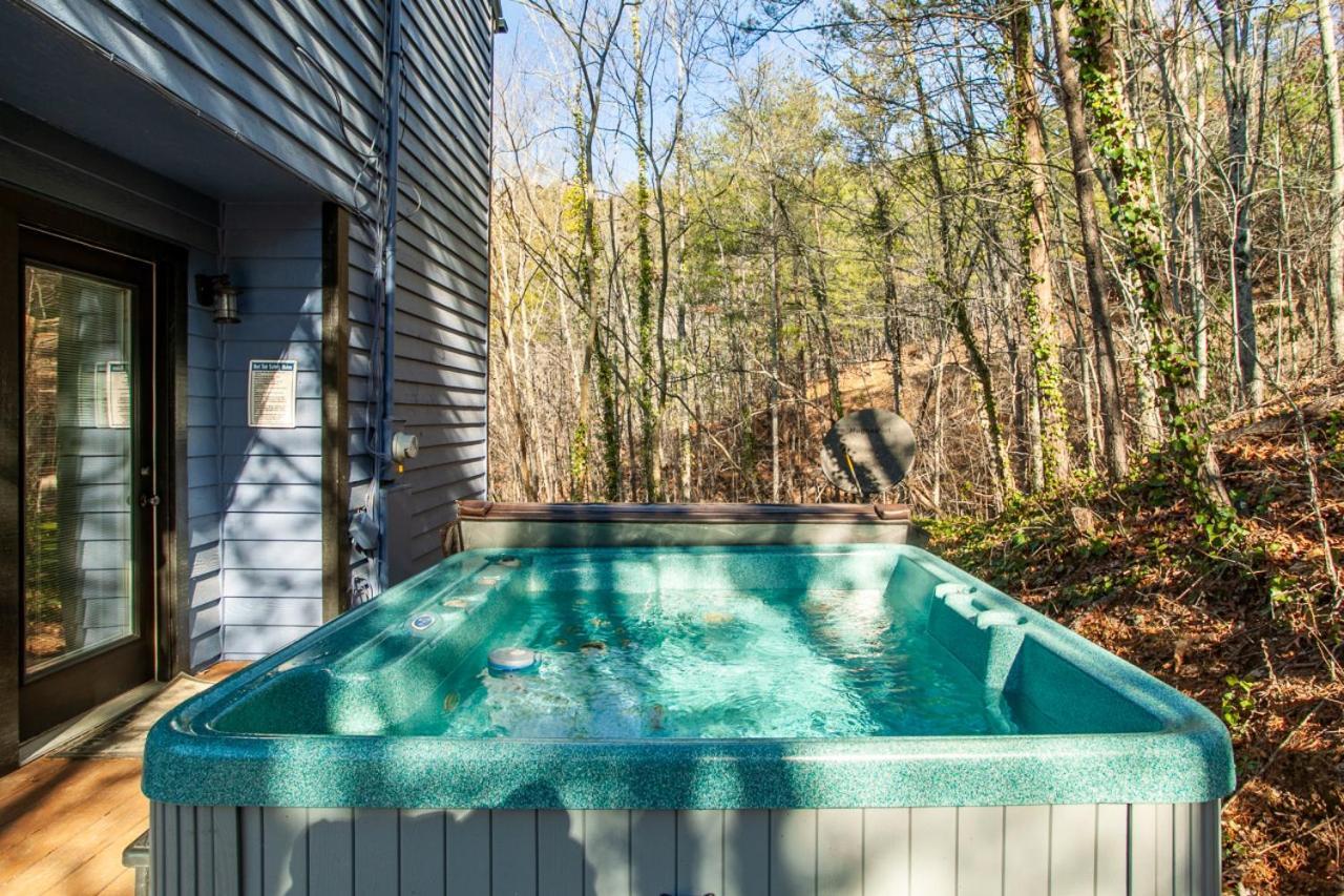 Hot Tub 7 Min To Parkway More Pigeon Forge Bagian luar foto